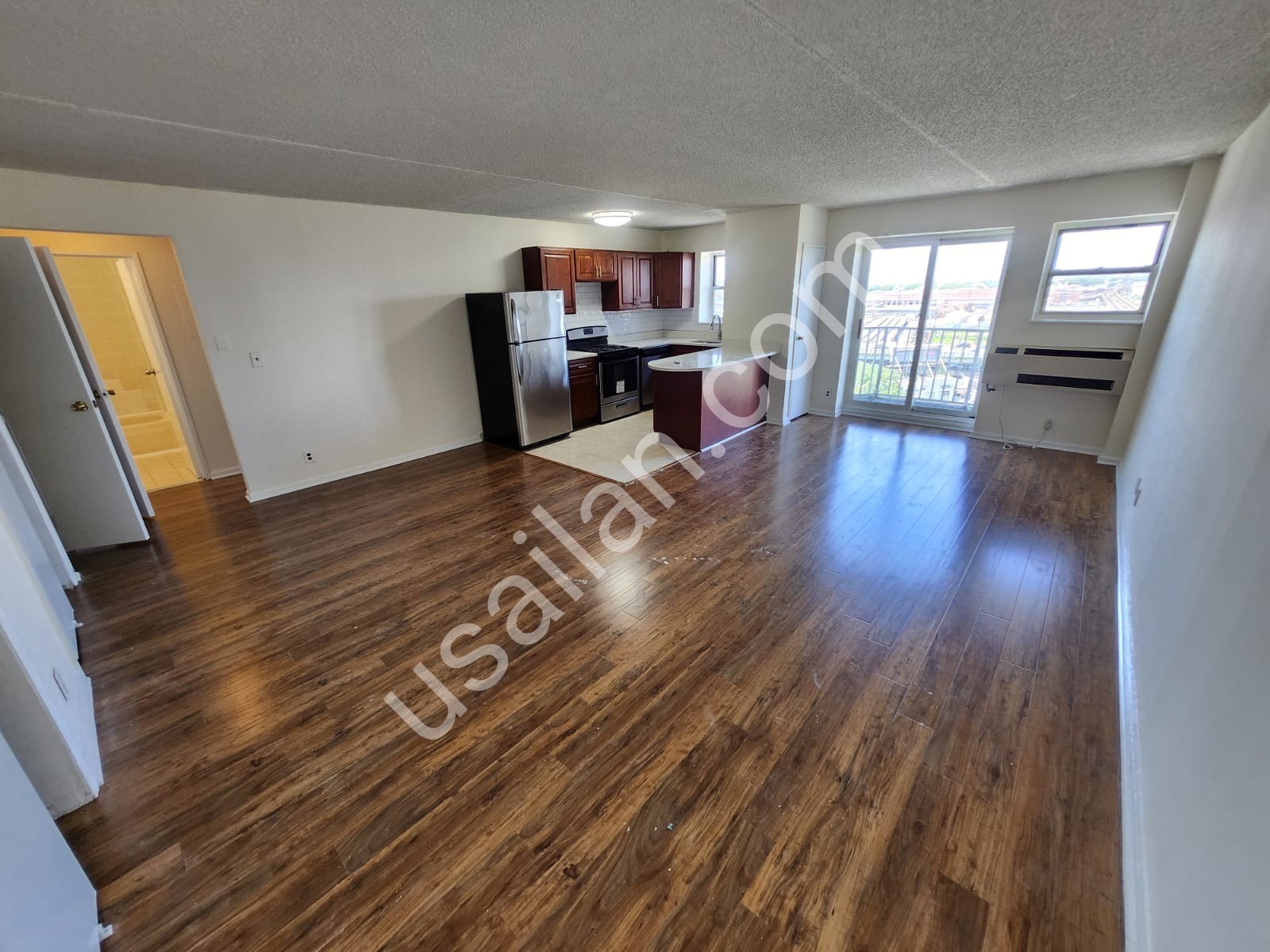 Brooklyn Coney Island 1 bedroom apartment with balcony